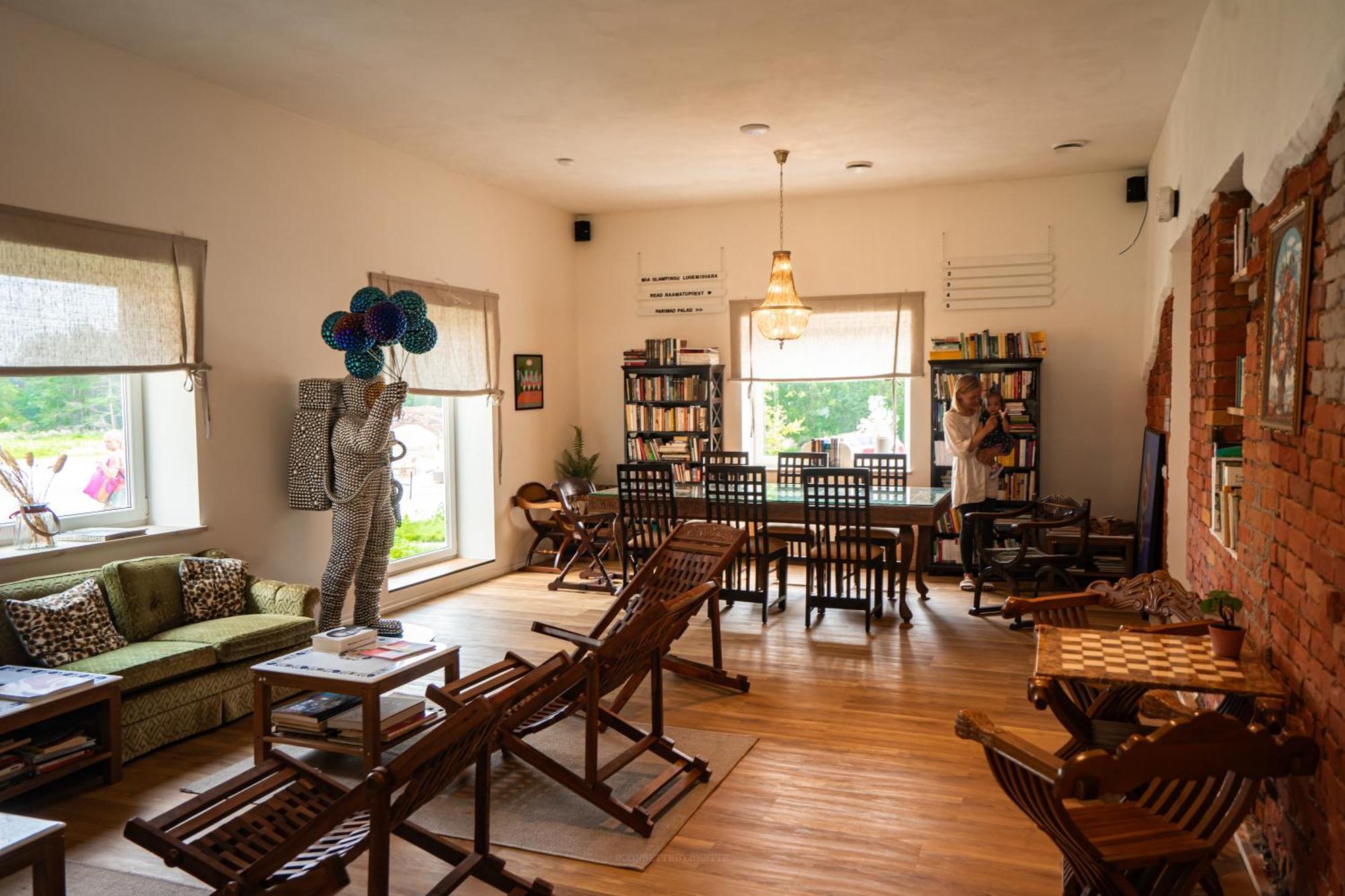 Orissaare Mia Glamping酒店 外观 照片